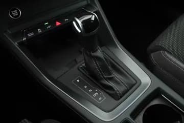 Audi Q3 45 TFSI e S line — miniature 5