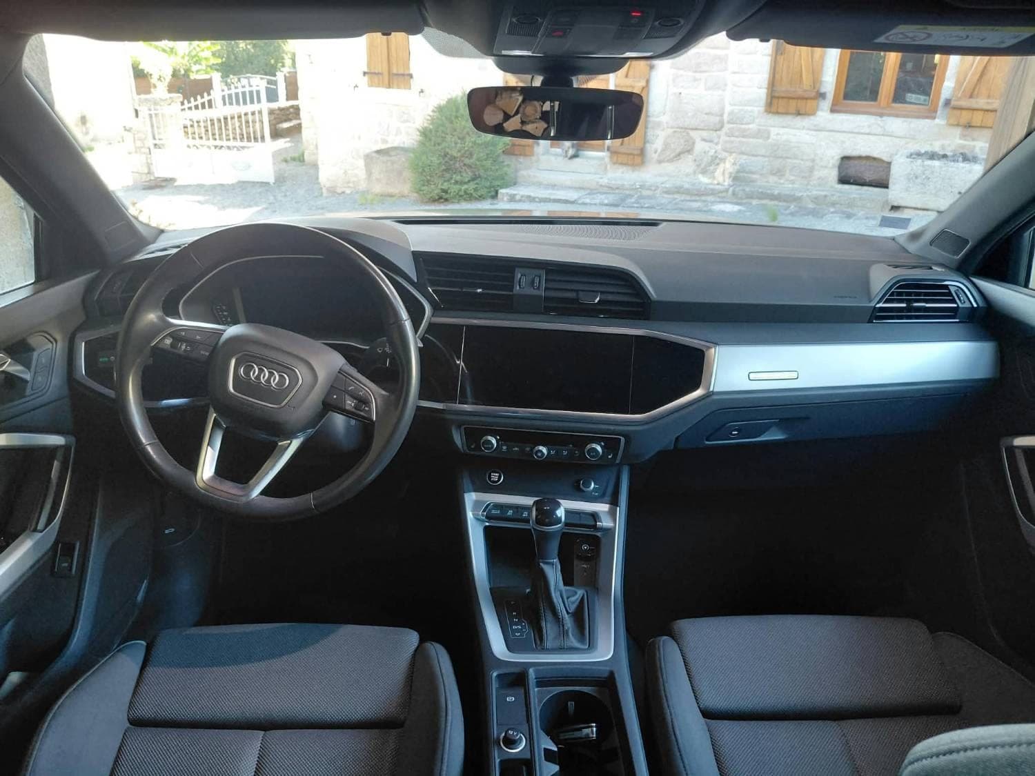 Audi Q3 Sportback 40 TDI quattro S line — miniature 3