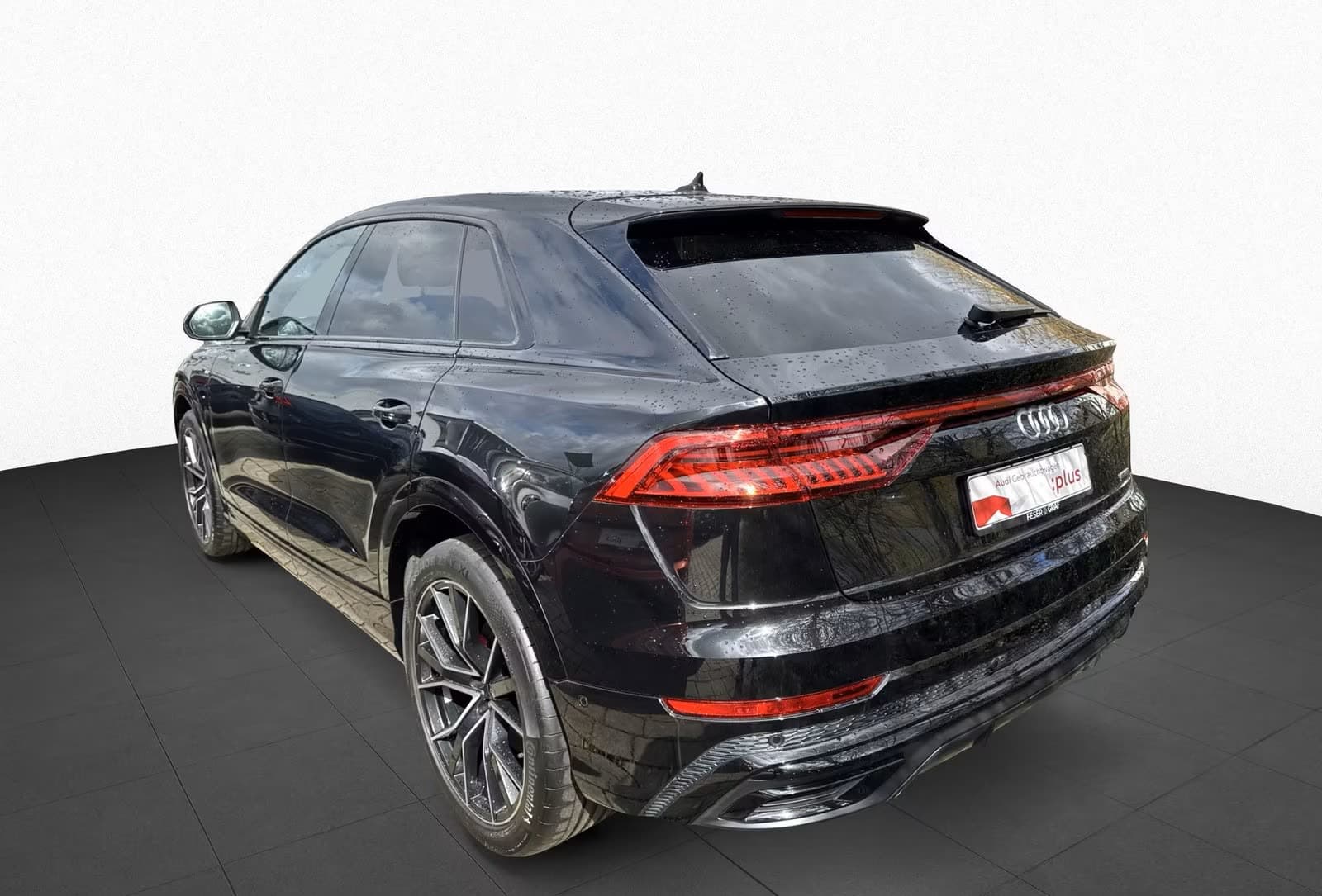 Audi Q8 50 TDI quattro S line — miniature 2