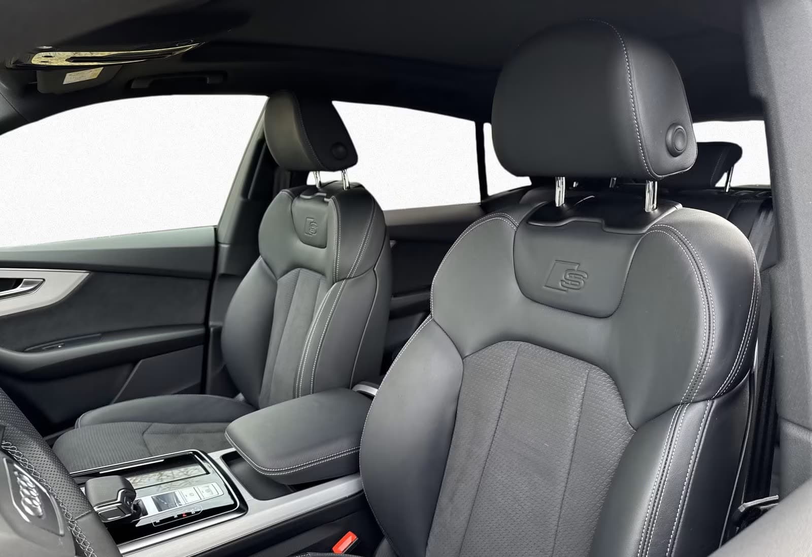 Audi Q8 50 TDI quattro S line — miniature 4