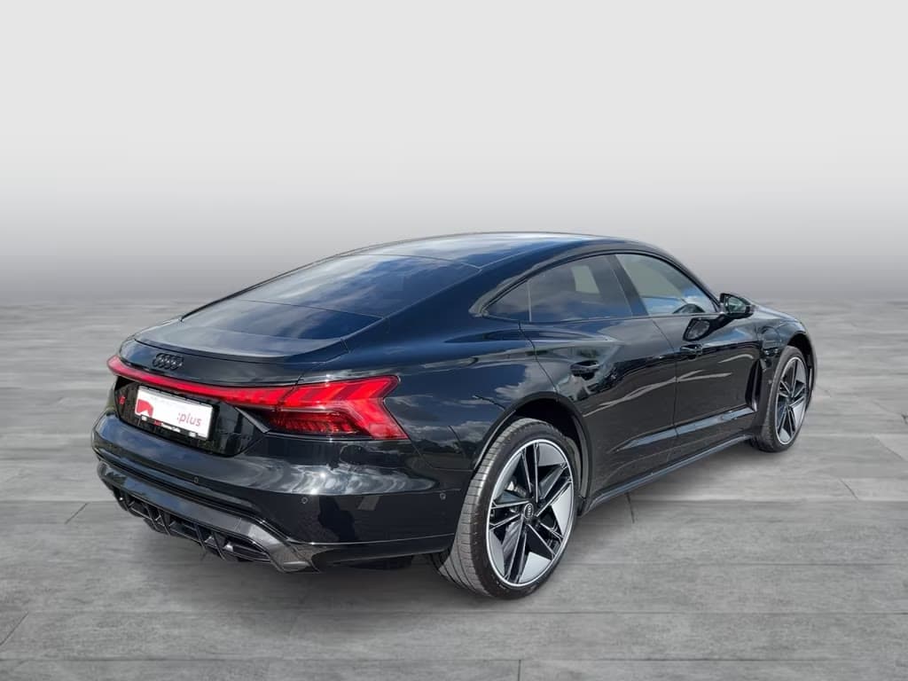 Audi RS e-tron GT — miniature 3