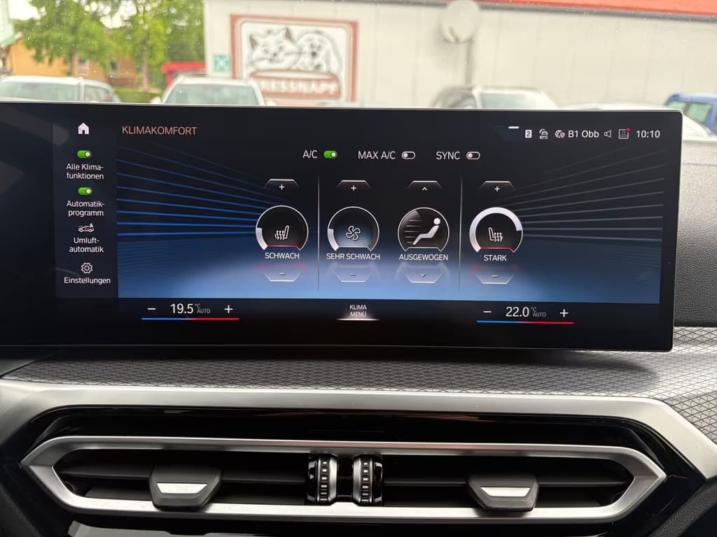 BMW 330d xDrive Touring M Sport Pro — miniature 5