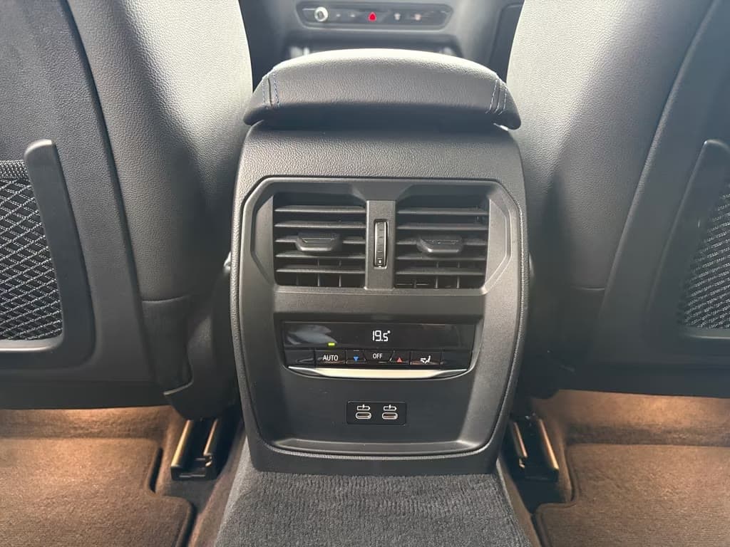 BMW 330d xDrive Touring M Sport Pro — miniature 7