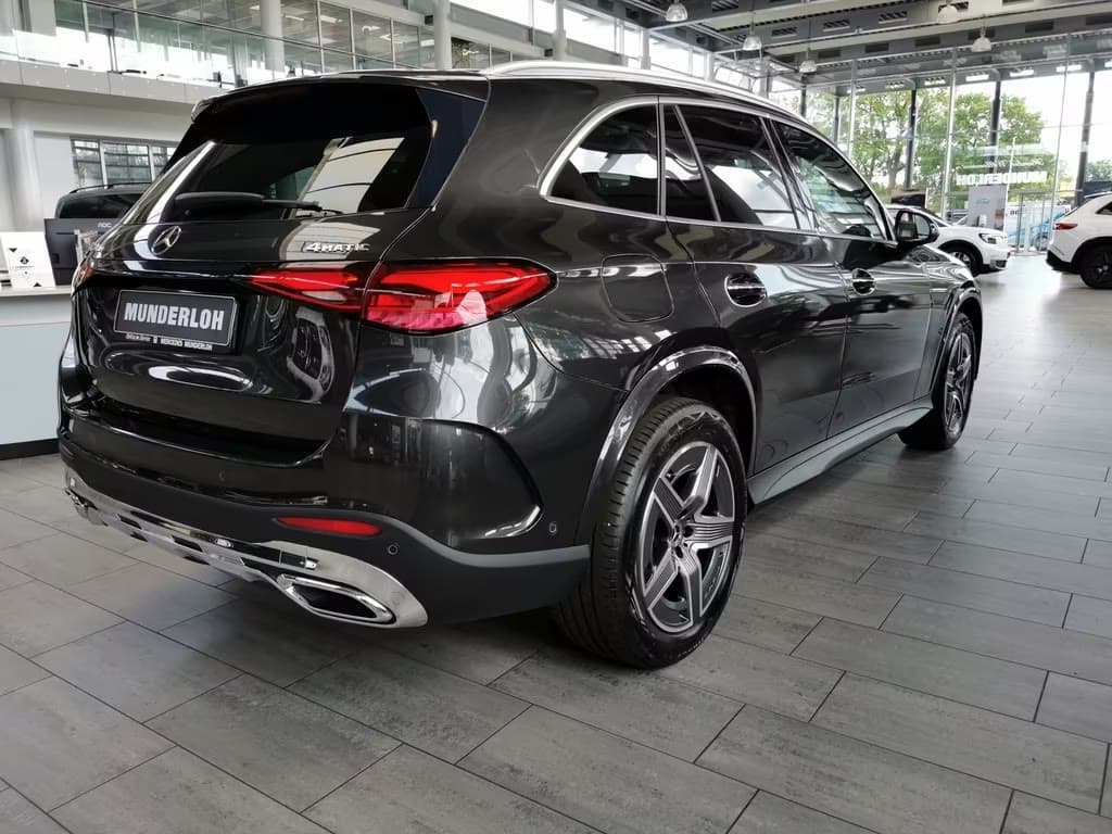 Mercedes GLC 300 de 4Matic AMG Line — miniature 2
