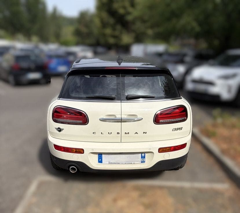 Mini Clubman Cooper 136 ch Yours — miniature 2