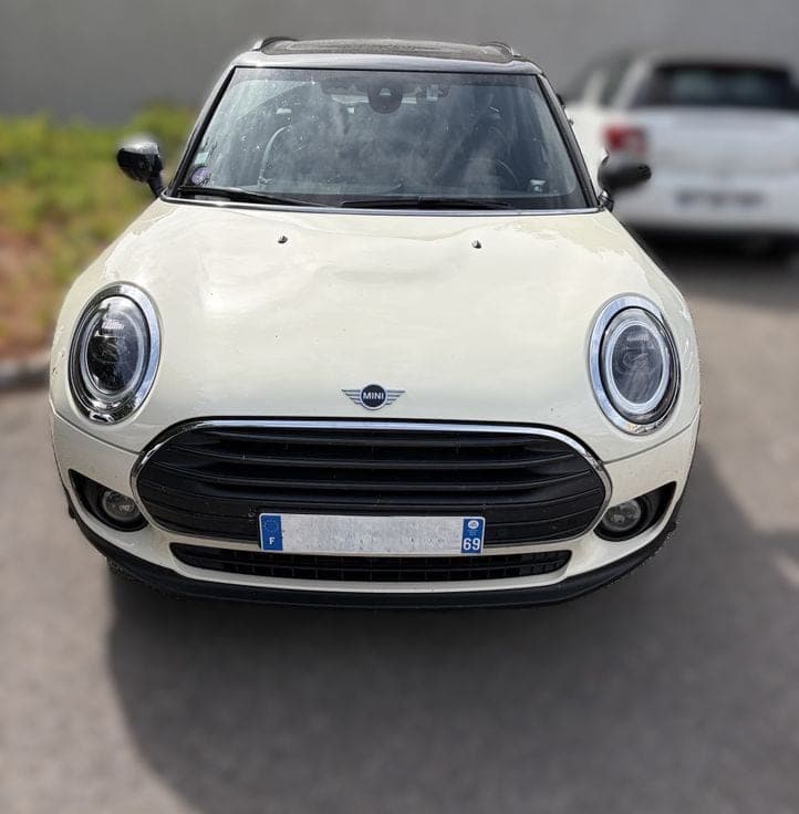 Mini Clubman Cooper 136 ch Yours — miniature 4