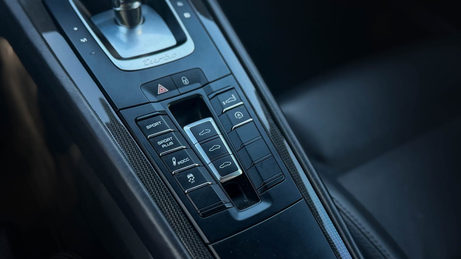Porsche 911 Turbo S (991.1) — miniature 13