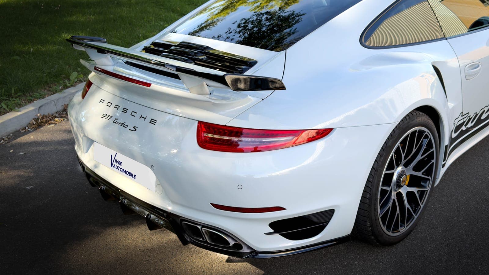 Porsche 911 Turbo S — trois quarts arrière