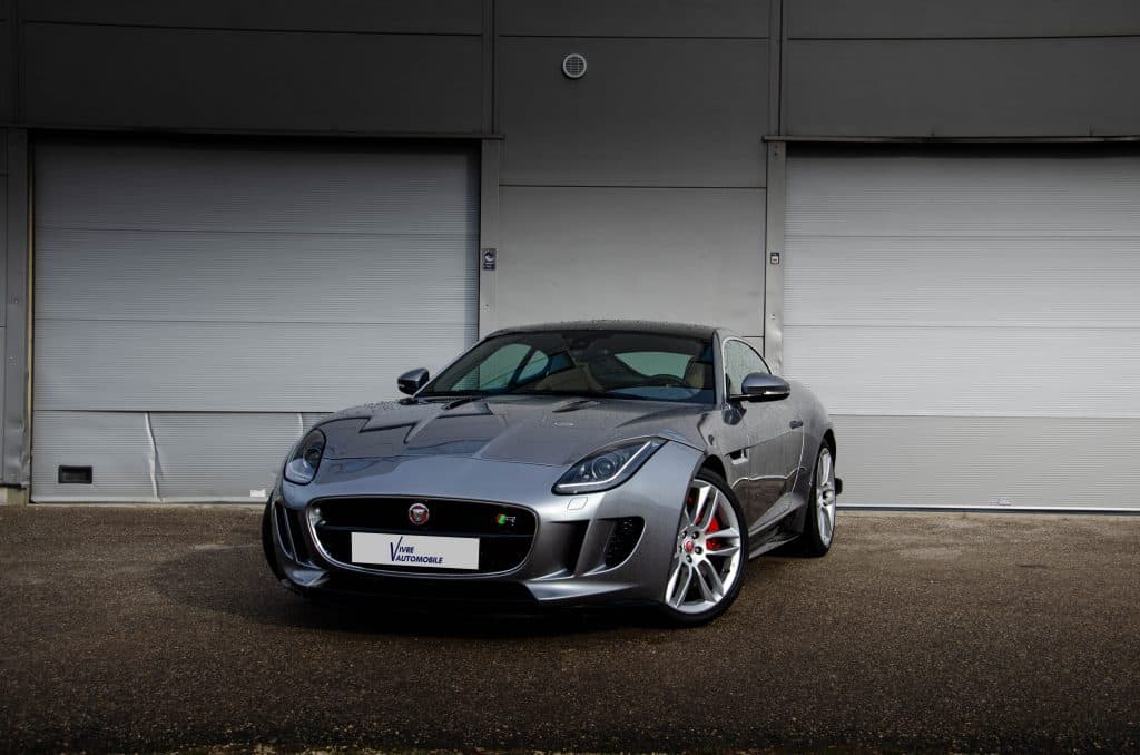 Jaguar F-Type R